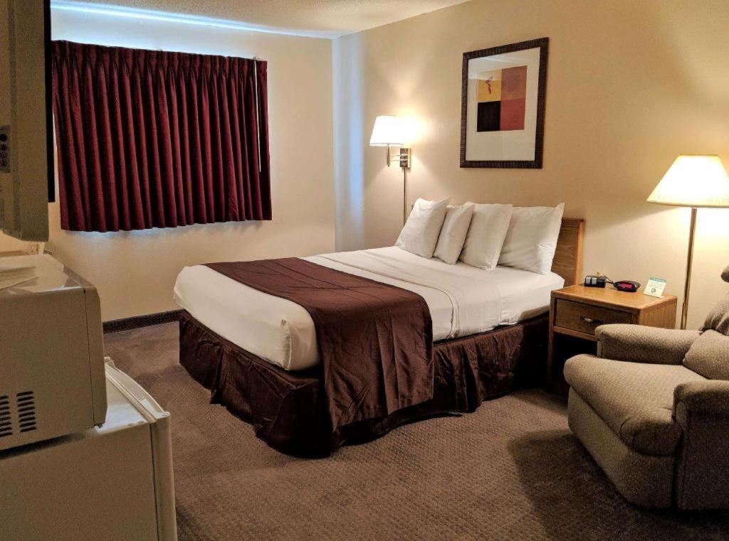 Americas Best Value Inn Torrington Exteriér fotografie