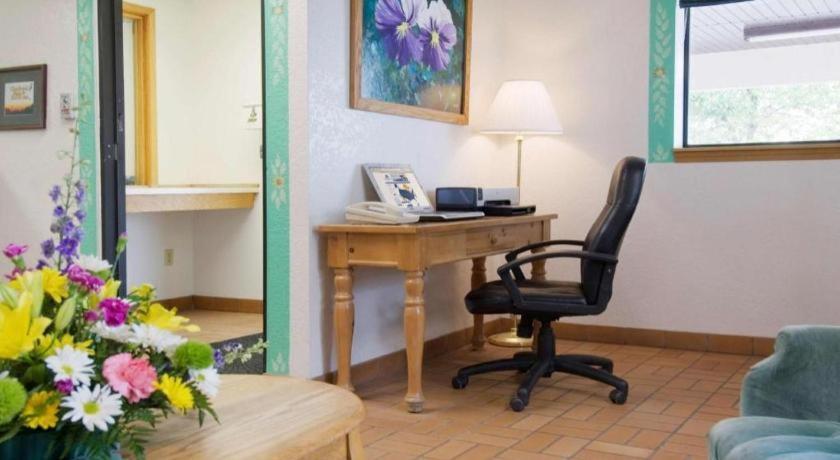 Americas Best Value Inn Torrington Exteriér fotografie